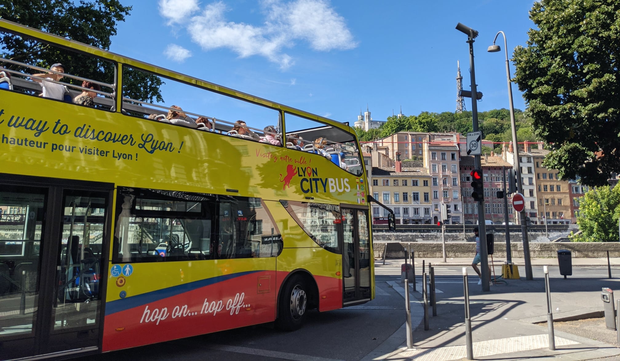 city tour bus lyon